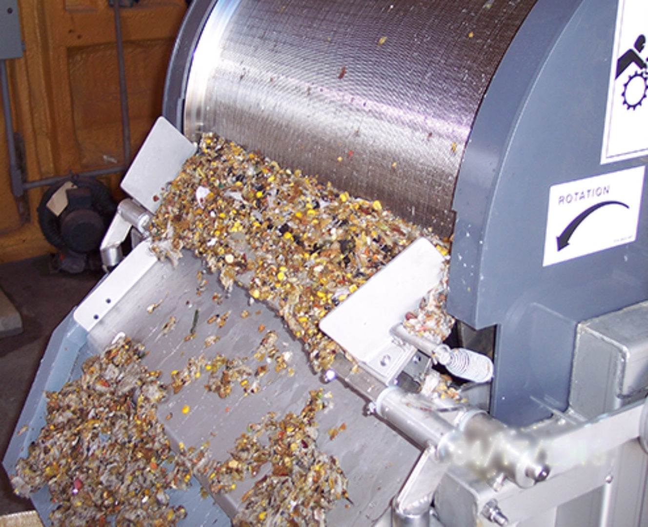 Rotoscreen Separating Waste